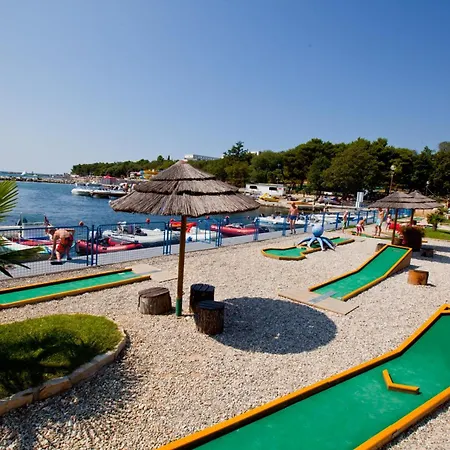 Cherry Premium Adria Mobile Homes Zelena Laguna بوريتش