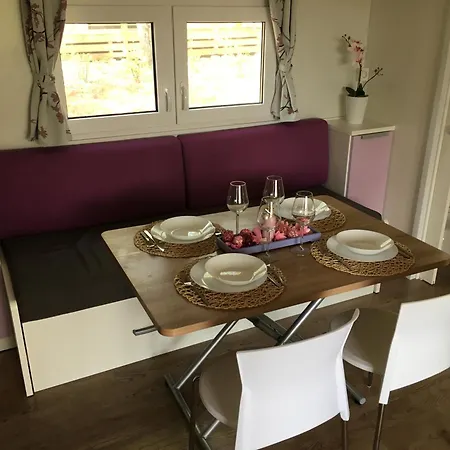 مكان تخييم Cherry Premium Adria Mobile Homes Zelena Laguna *