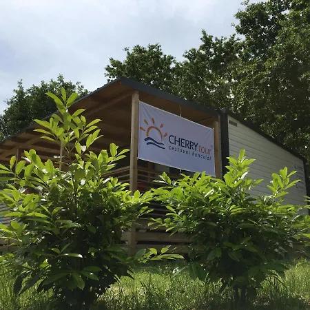 Cherry Premium Adria Mobile Homes Zelena Laguna مكان تخييم *